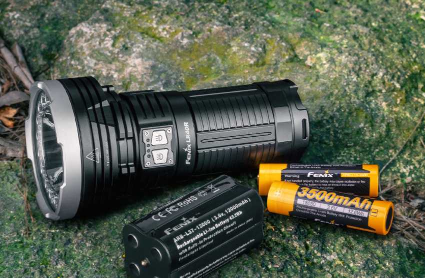 led flashlight batteries