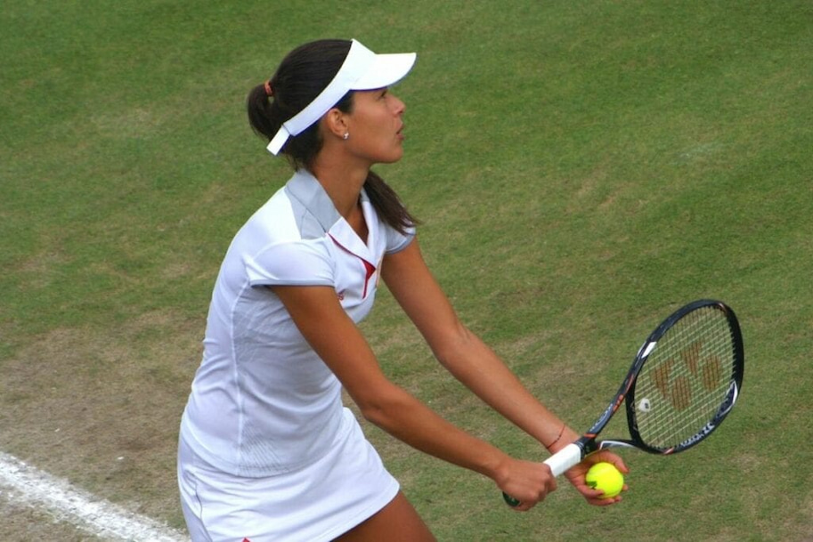 women tennis outfit